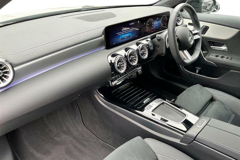 Mercedes-Benz CLA Class 200 Amg Line Premium Tip Black #6