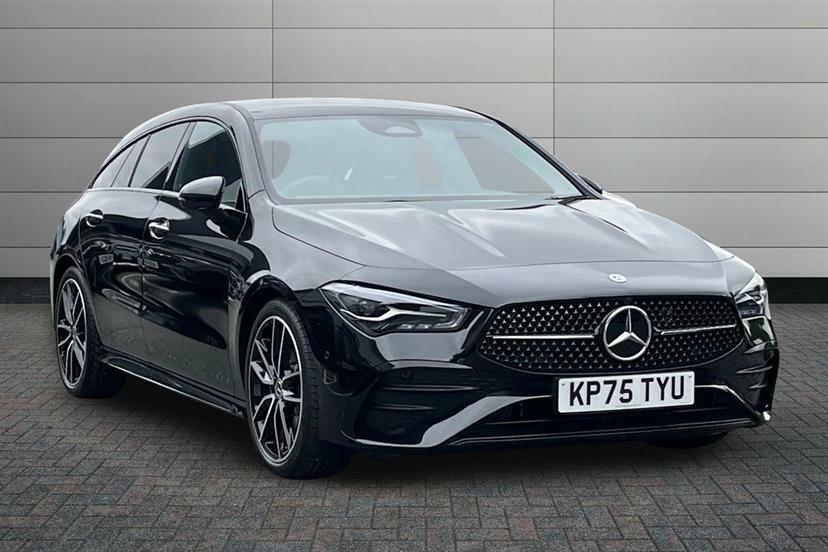 Mercedes-Benz CLA Class 200 Amg Line Premium Tip Black