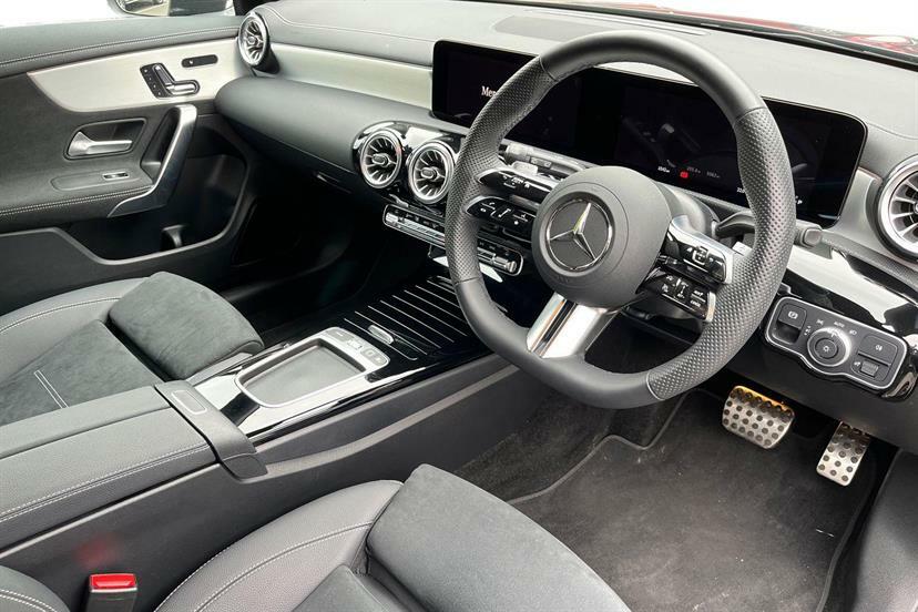 Mercedes-Benz CLA Class 200 Amg Line Premium Tip Black #4
