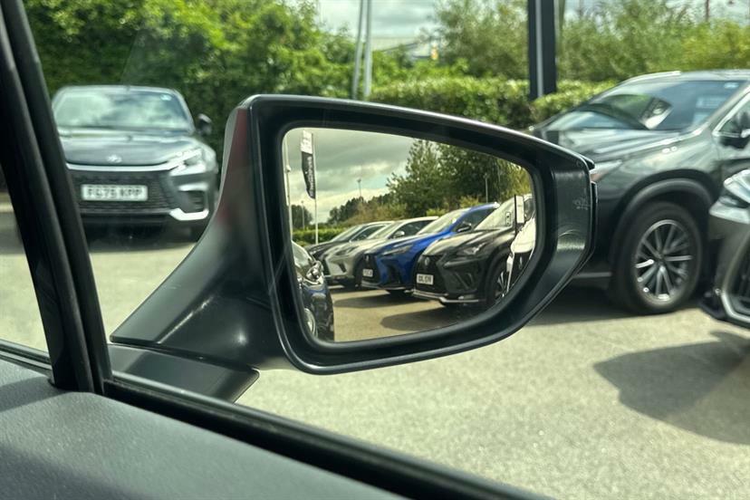 Lexus LBX 1.5 Vvt-ie Premium Plus E-cvt Euro 6 Ss Blue #44