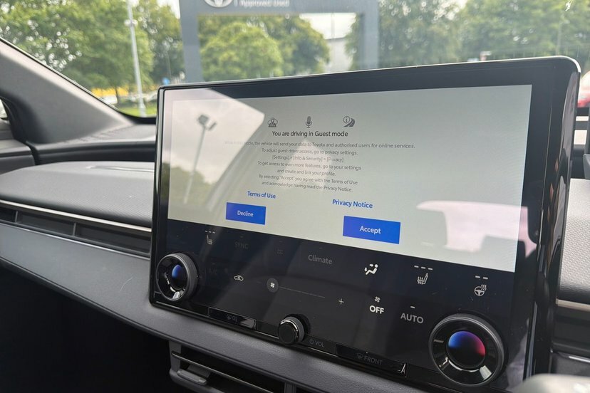 Toyota bZ4X 73.1Kwh Design Suv 224 Ps RA75LXX Blue #6