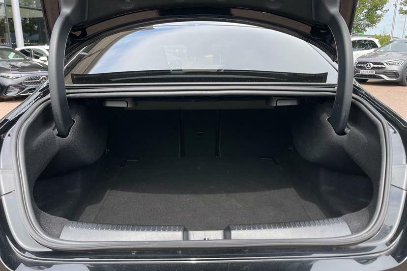 Mercedes-Benz CLA Class 200 Sport Executive Tip White #37
