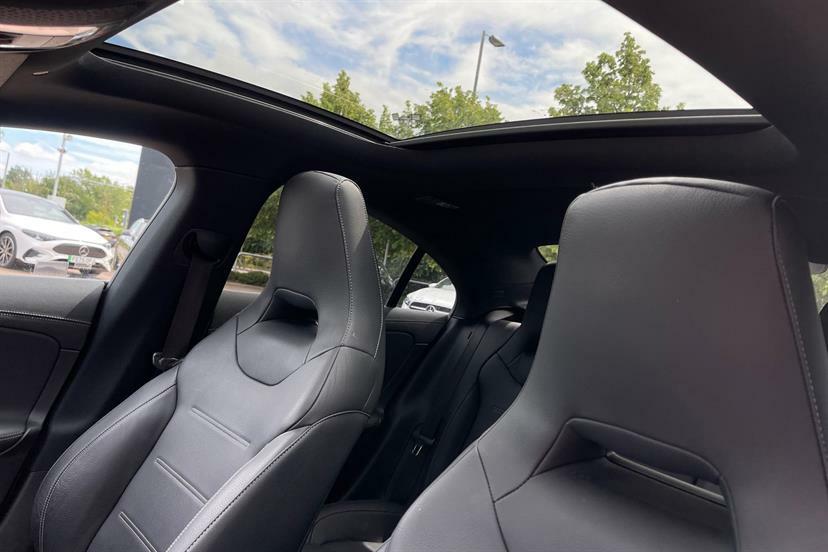 Mercedes-Benz CLA Class 200 Sport Executive Tip White #30