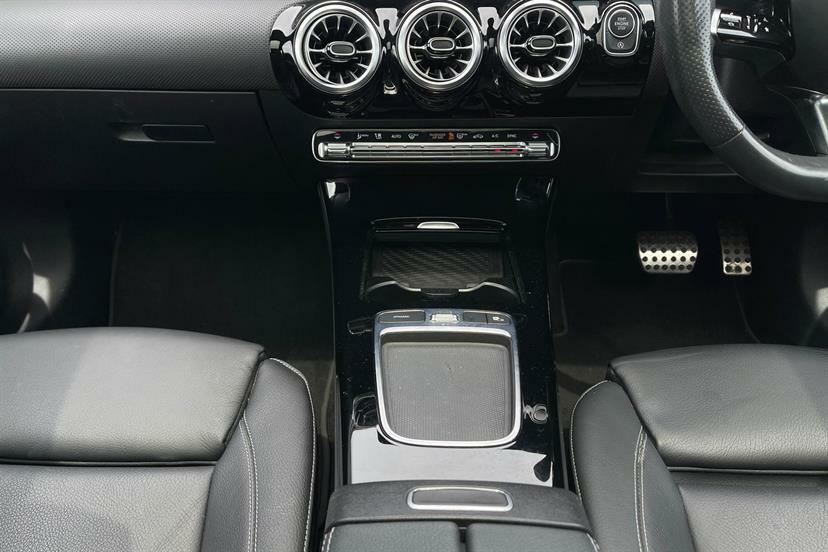 Mercedes-Benz CLA Class 200 Sport Executive Tip White #8