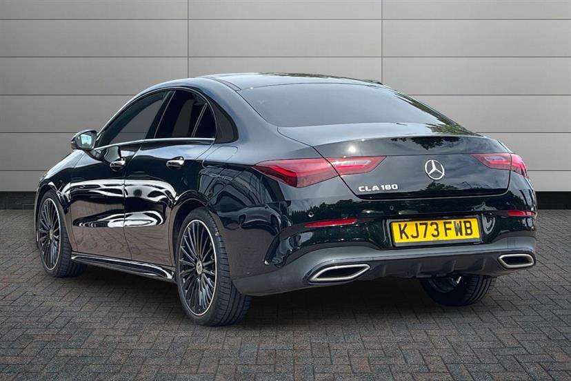 Mercedes-Benz CLA Class 180 Amg Line Premium Plus Tip Black #2