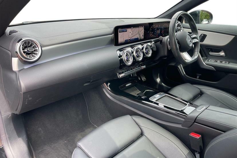 Mercedes-Benz CLA Class 200 Sport Executive Tip White #9