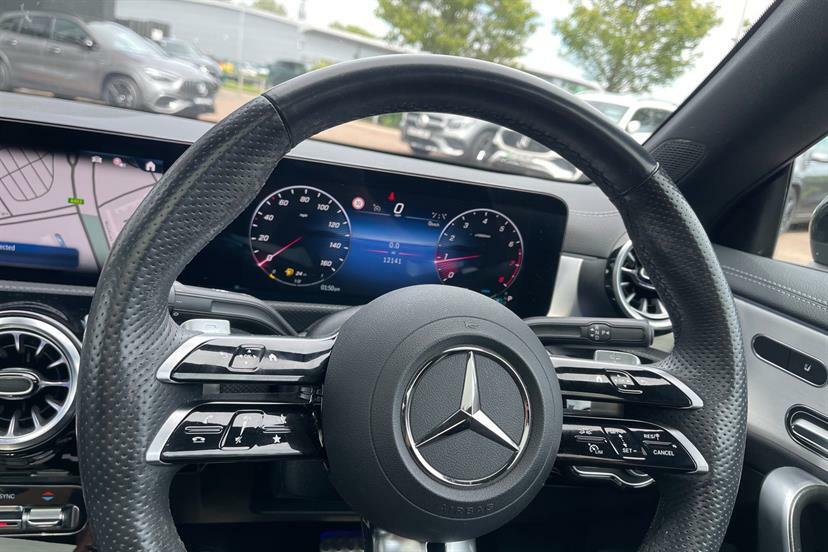 Mercedes-Benz CLA Class 200 Sport Executive Tip White #17