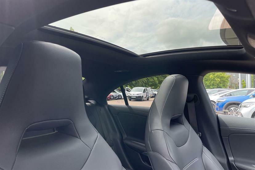 Mercedes-Benz CLA Class 200 Sport Executive Tip White #20