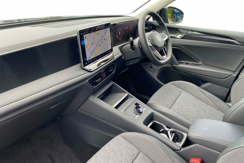 Volkswagen Tiguan 1.5 Etsi Mhev Match Suv Hybrid Dsg 150 MC75JCU Black #2