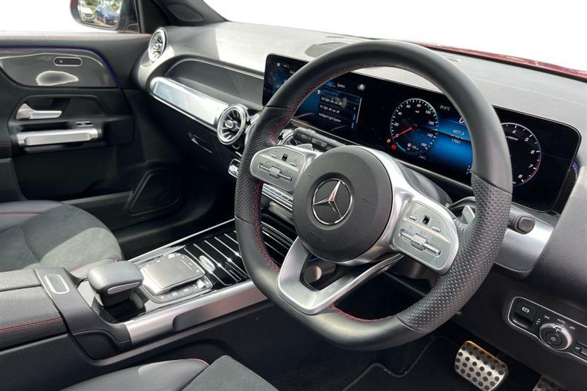 Mercedes-Benz GLB Class 200 Amg Line Premium Night Ed 7G-tronic Red #5