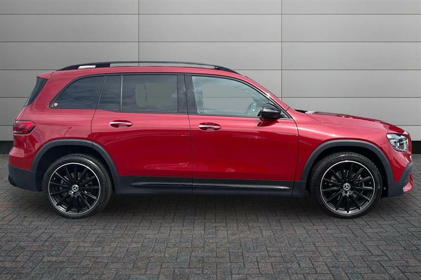 Mercedes-Benz GLB Class 200 Amg Line Premium Night Ed 7G-tronic Red #3