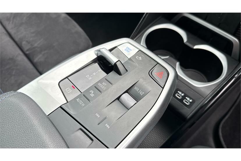 BMW iX1 Ix1 Xdrive30 M Sport Black #9