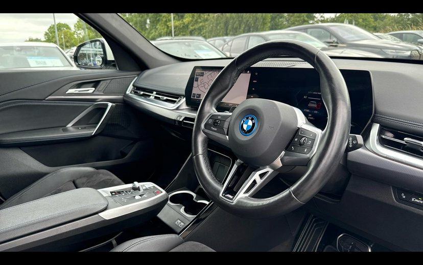 BMW iX1 Ix1 Xdrive30 M Sport ET23WHZ White #6