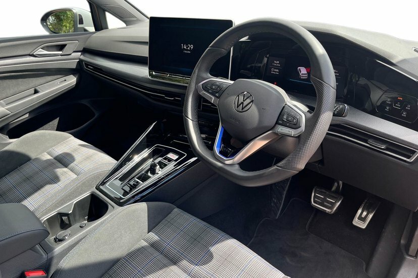 Volkswagen e-Golf 1.5 Tsi Ehybrid 19.7Kwh Gte Hatchback P Grey #6