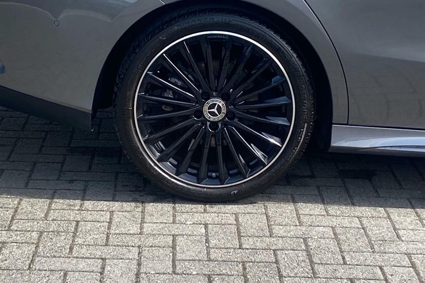 Mercedes-Benz CLA Class Cla 200 Amg Line Premium Tip Black #26
