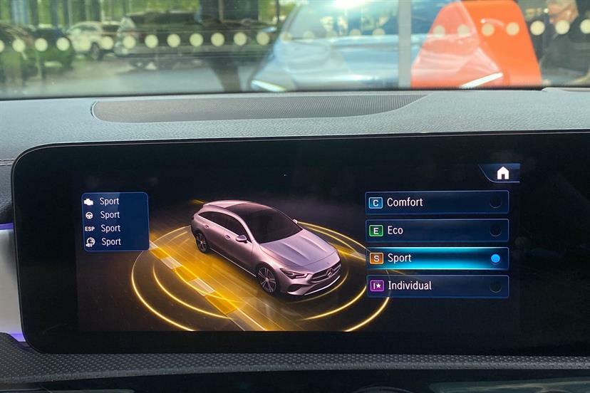 Mercedes-Benz CLA Class Cla 200 Amg Line Premium Tip Black #49