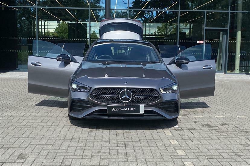 Mercedes-Benz CLA Class Cla 200 Amg Line Premium Tip Black #29