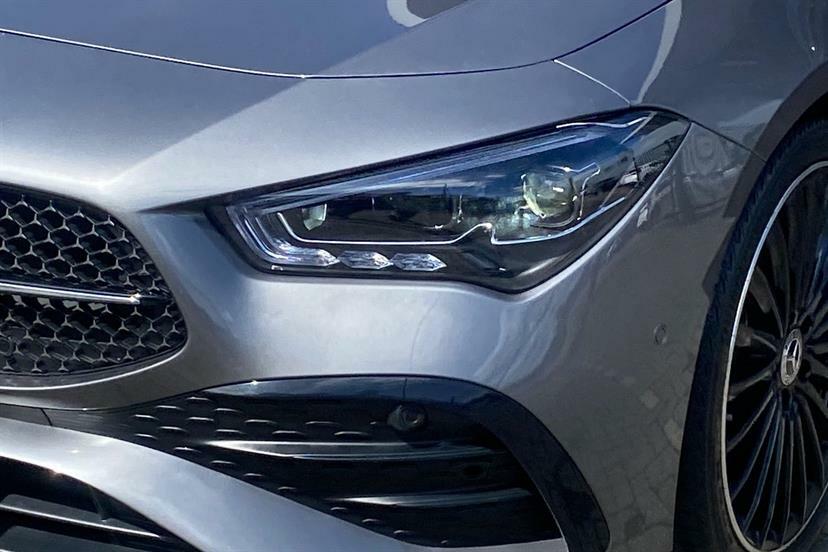 Mercedes-Benz CLA Class Cla 200 Amg Line Premium Tip Black #28