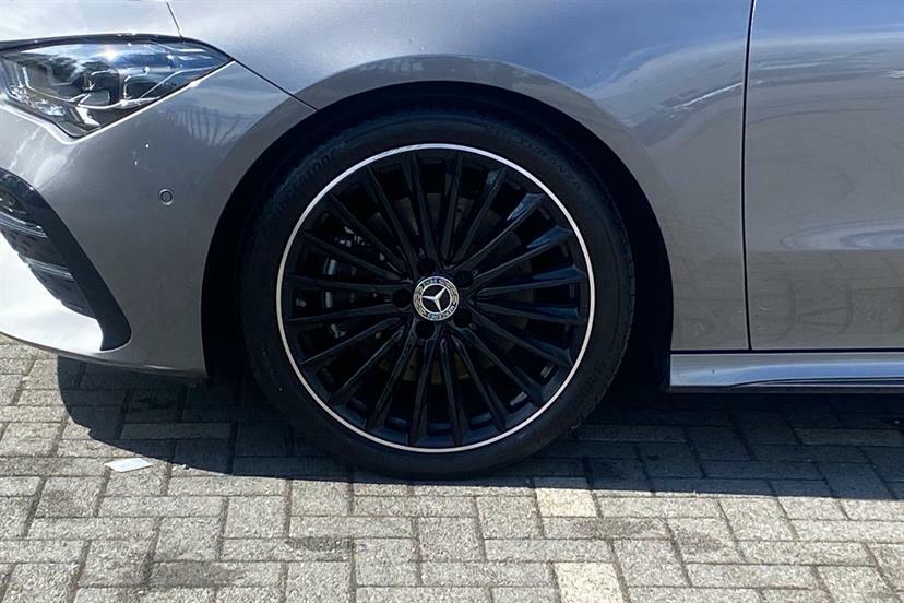 Mercedes-Benz CLA Class Cla 200 Amg Line Premium Tip Black #15