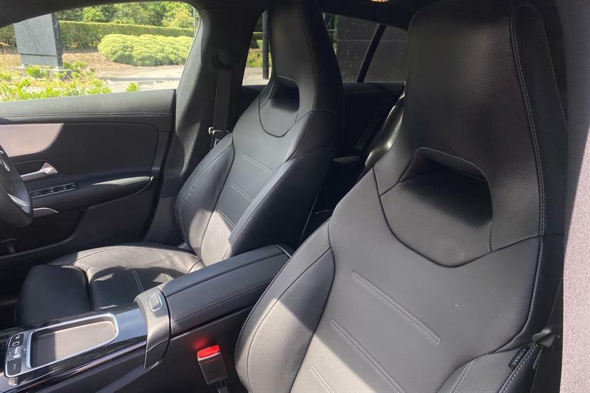 Mercedes-Benz CLA Class Cla 200 Amg Line Premium Tip Black #17