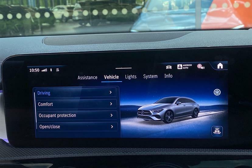 Mercedes-Benz CLA Class Cla 200 Amg Line Premium Tip Black #43