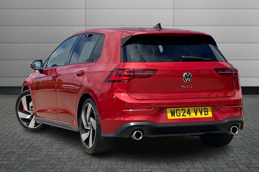 Volkswagen Golf 2.0 Tsi Gti Hatchback Dsg 245 Ps WG24VVB Red #3