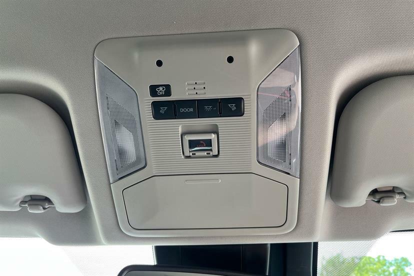Toyota Rav 4 2.5 Phev Design Cvt White #35