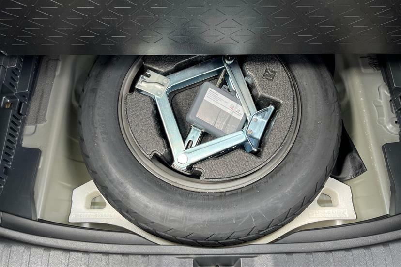 Toyota Rav 4 2.5 Phev Design Cvt White #22