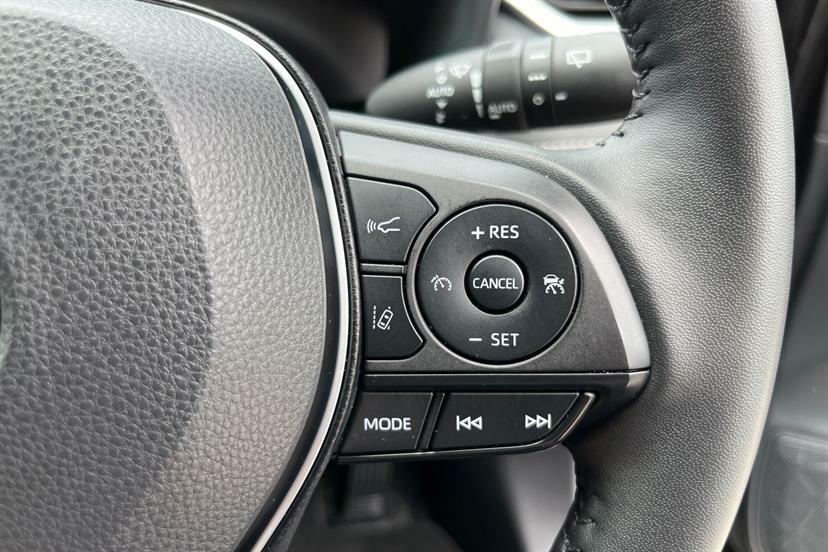 Toyota Rav 4 2.5 Phev Design Cvt White #31