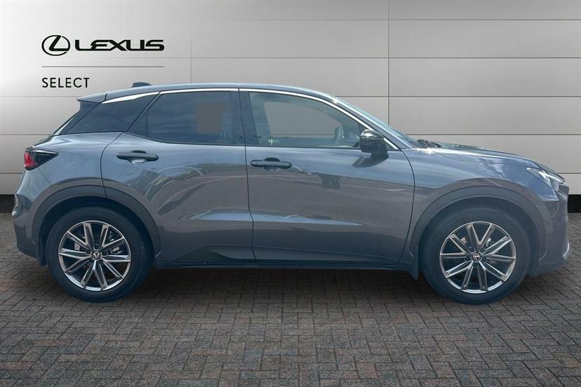 Lexus LBX 1.5 Premium Plus E-cvt Grey #4