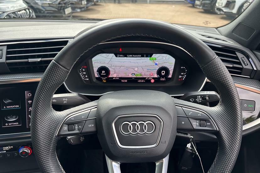 Audi Q3 35 Tfsi S Line S Tronic Leather White #15