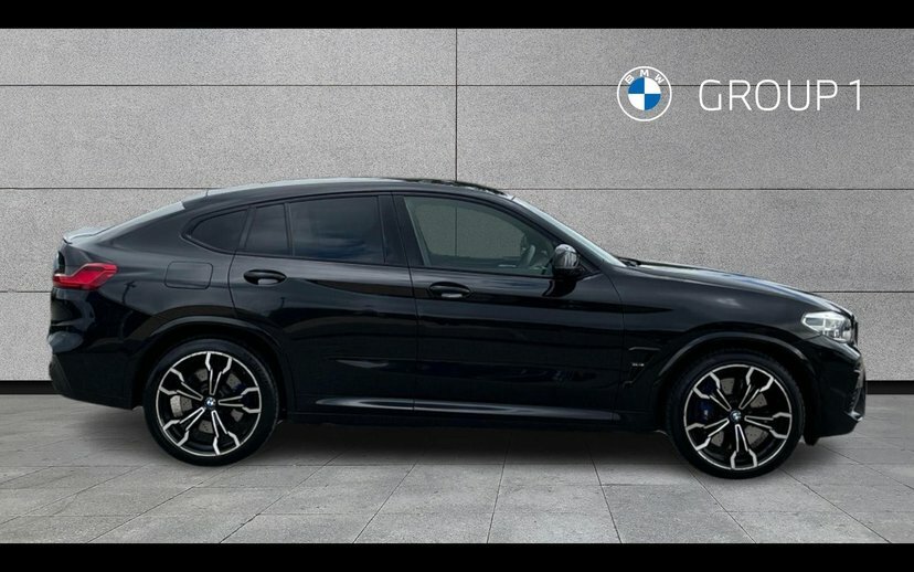 BMW X4 M X4 M Competition Black #3