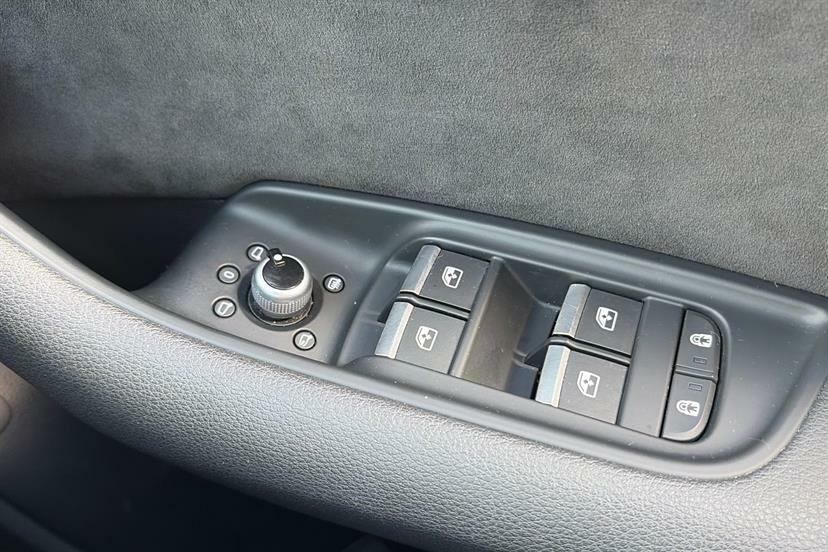 Audi Q7 55 Tfsi Quattro Black Edition Tiptronic Black #18