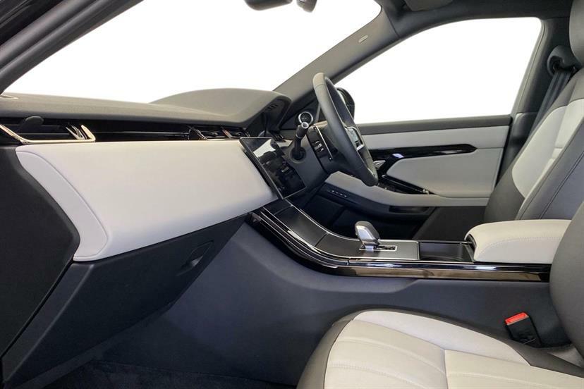 Land Rover Range Rover Evoque 2.0 D200 Dynamic Se Black #3