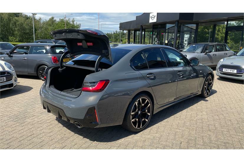 BMW 3 Series 320I M Sport Step 2026 Black #26