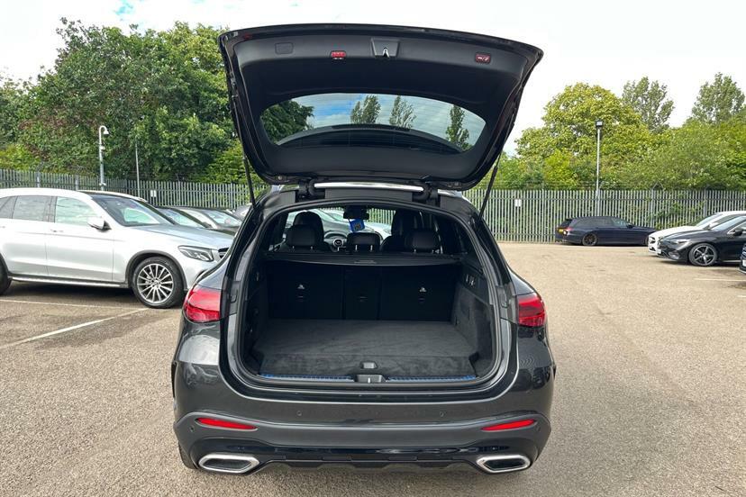 Mercedes-Benz GLC Class Glc 220D 4Matic Amg Line Premium Pan Grey #31