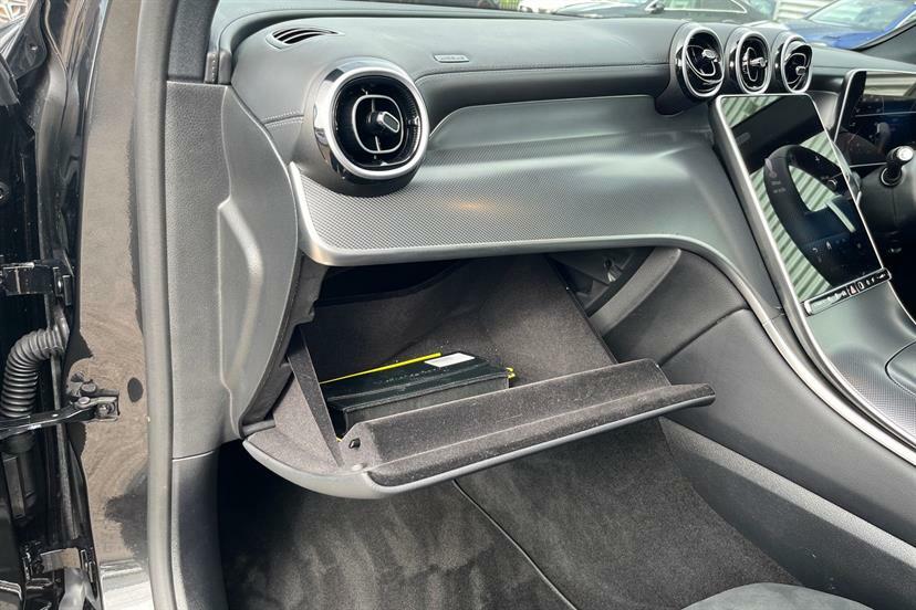 Mercedes-Benz GLC Class Glc 220D 4Matic Amg Line Premium Pan Grey #23