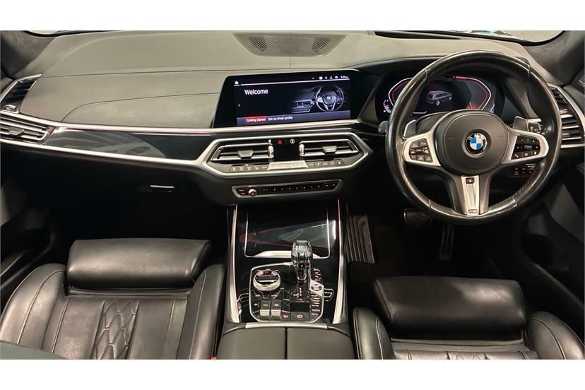 BMW X7 Xdrive40i M Sport Step Black #4