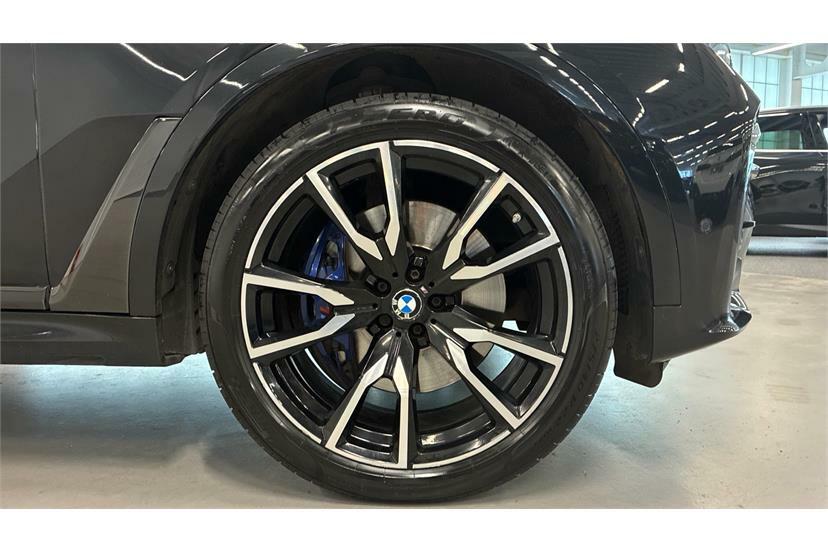 BMW X7 Xdrive40i M Sport Step Black #12