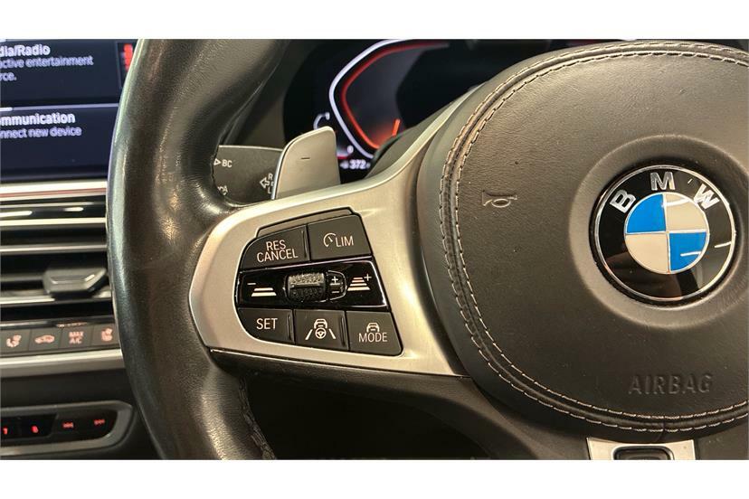 BMW X7 Xdrive40i M Sport Step Black #15