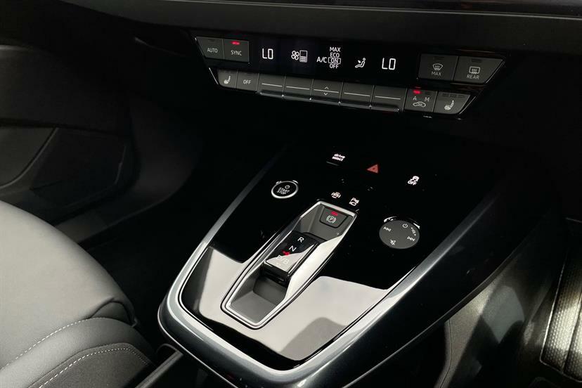 Audi Q4 E Tron 150Kw 40 63Kwh Sport Leather Black #14