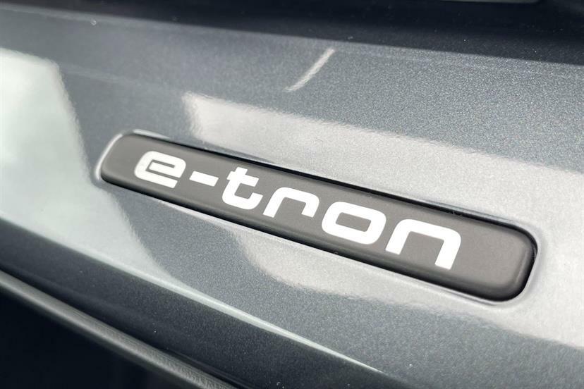 Audi Q4 E Tron 150Kw 40 63Kwh Sport Leather Black #37