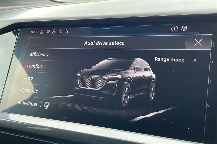 Audi Q4 E Tron 150Kw 40 63Kwh Sport Leather Black #21