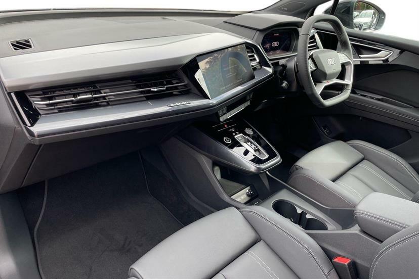 Audi Q4 E Tron 210Kw 45 82Kwh Black Edition Grey #2