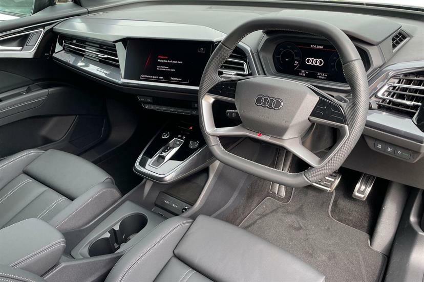 Audi Q4 E Tron 210Kw 45 82Kwh Black Edition Grey #6