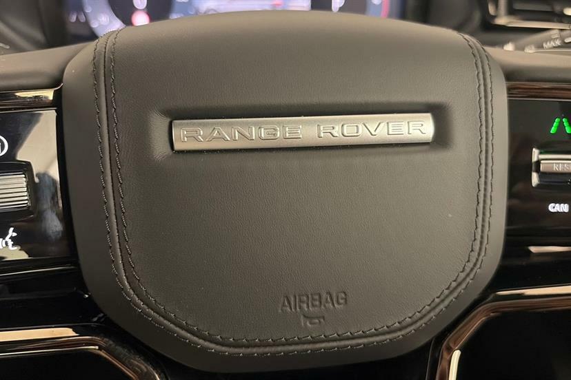 Land Rover Range Rover Velar 2.0 P400e Revised Green #40