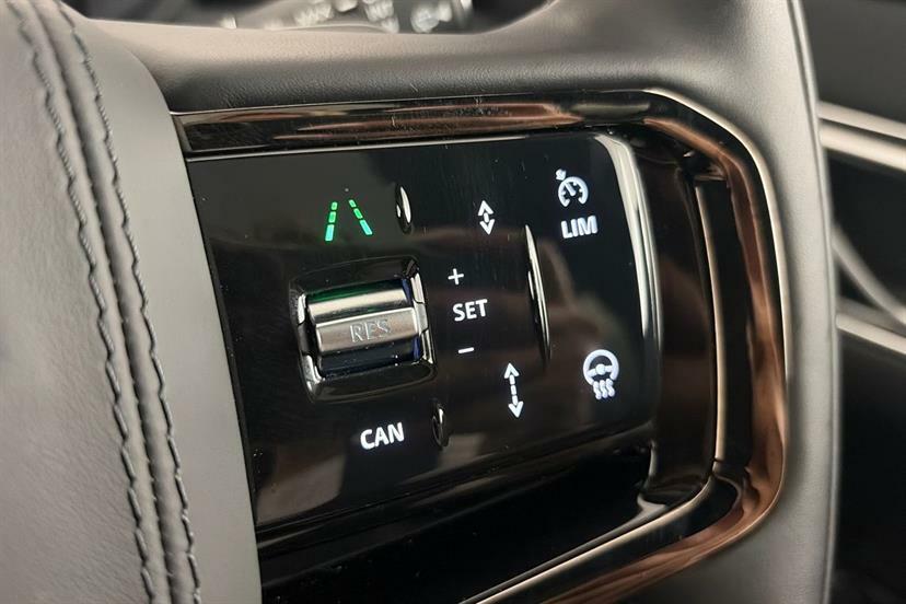 Land Rover Range Rover Velar 2.0 P400e Revised Green #39