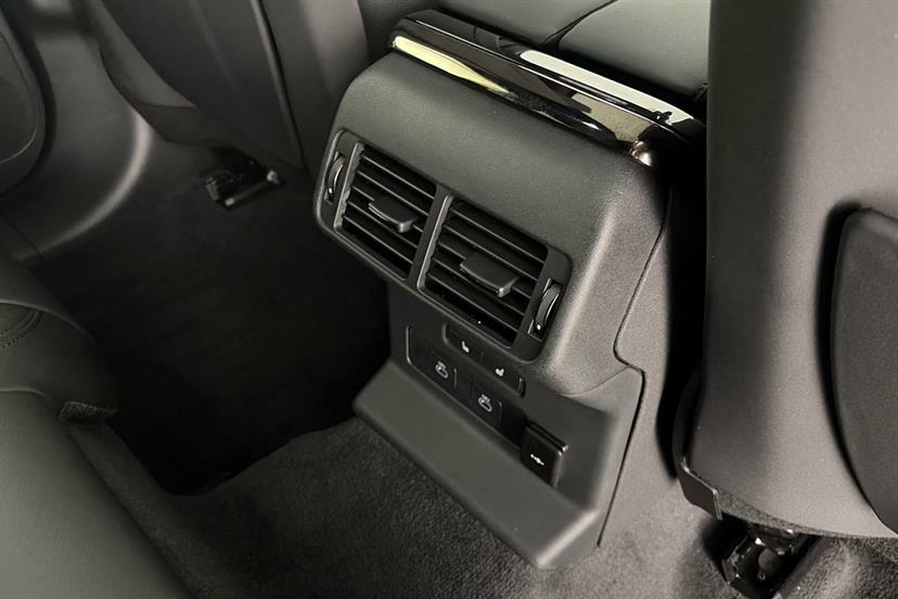 Land Rover Range Rover Velar 2.0 P400e Revised Green #17
