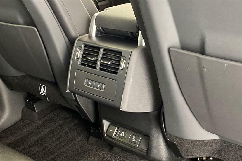 Land Rover Discovery Commercial Dynamic Hse Black #18