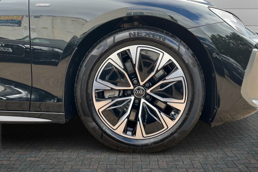 Audi A6 Avant 2.0 E-hybrid 25.9Kwh S Line Estate Plug Green #5